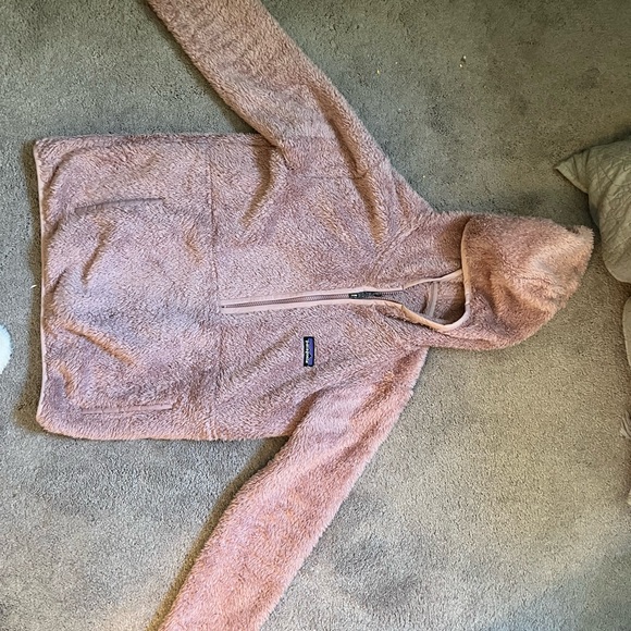 Mauve Patagonia Fuzzy Pullover with Hood - Picture 2 of 6